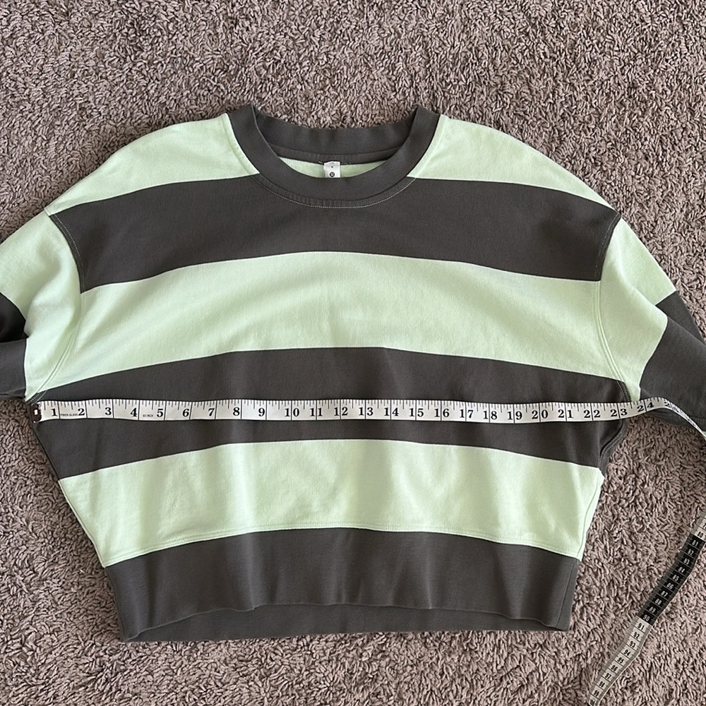 lululemon athletica Green and Gray Striped Sweatshirt - Picture 8 of 12